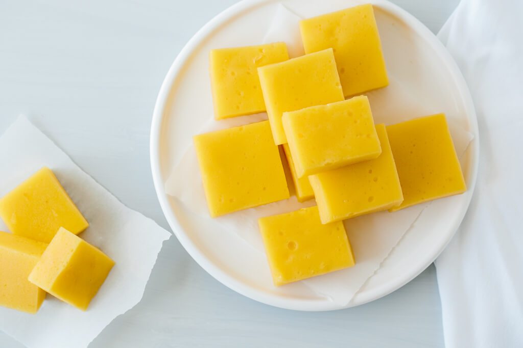 RECIPE: (Gut Loving) Mango Gelatin Gummies