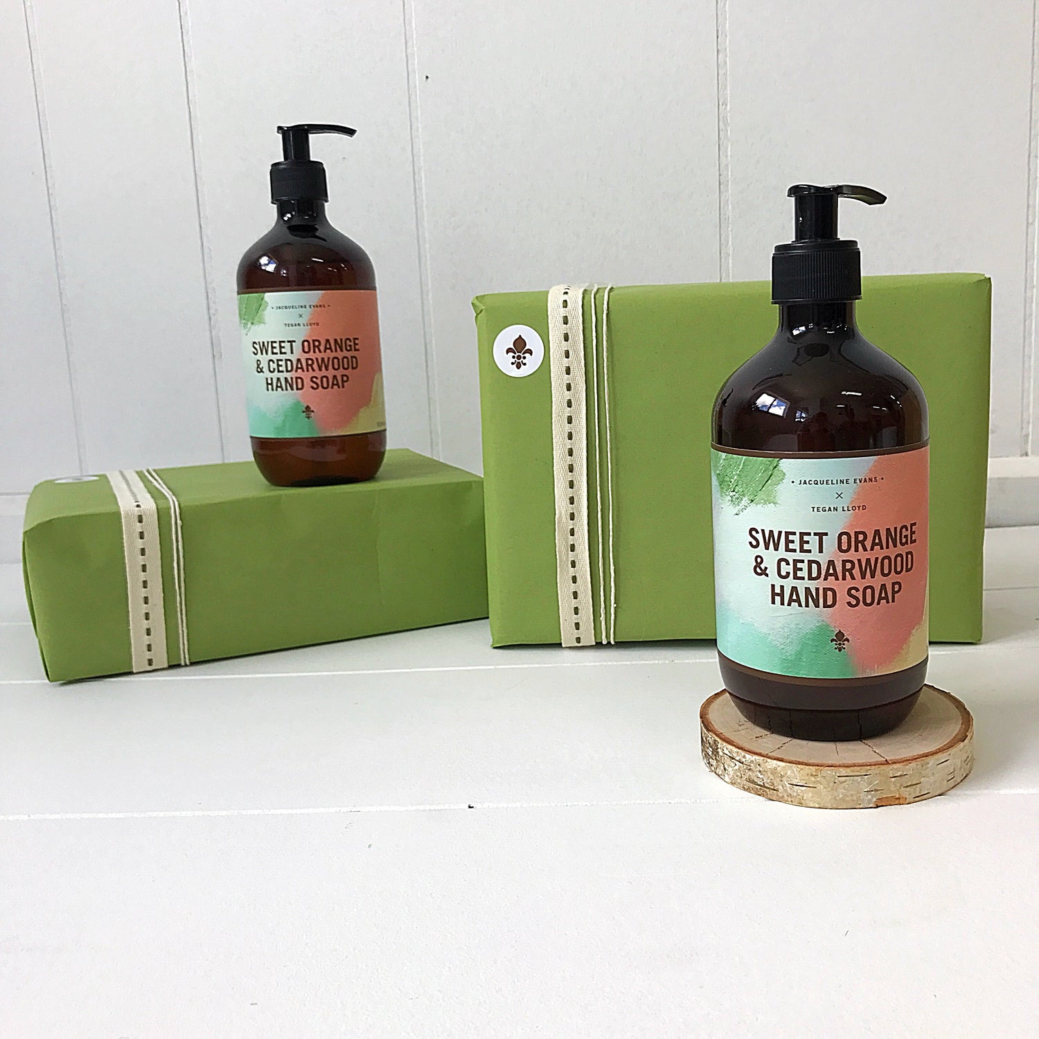 JE x Tegan Lloyd Hand Soap